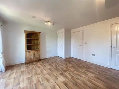 3 bedroom duplex to rent - Photo 2