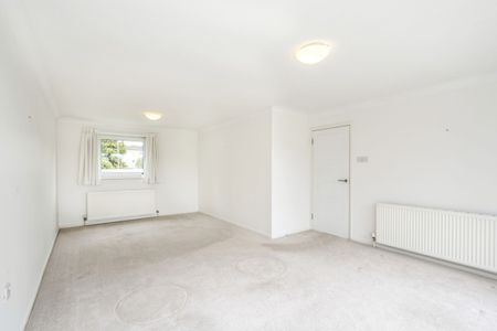 2 bedroom apartment to rent Stourbanks, Conifer Close, Christchurch, BH23 - Photo 2