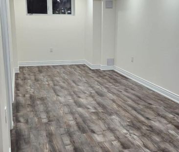 For Lease - 46 Meadowcrest Lane, Brampton, Ontario - Photo 2