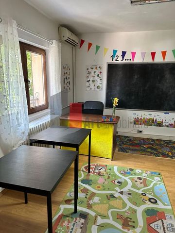 Vila de inchiriat pentru activitate afterschool/cursuri (... - Fotografie 3