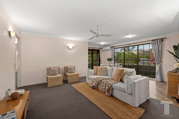 2 Coolcorra Ct, Carindale QLD 4152 - House For Rent | Domain - Photo 1