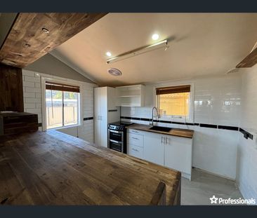 116 Francis Street, Beachlands, WA 6530 - Photo 4