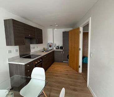 1 Bed Flat, Bridgewater Point, M5 - Photo 6