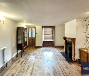 3 bedroom end of terrace house to rent - Photo 2