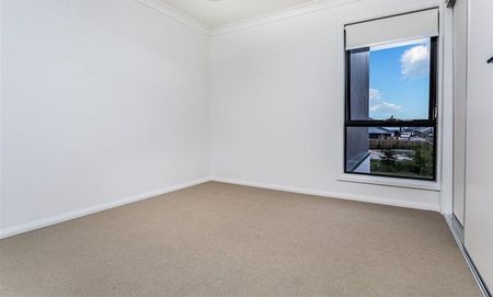 CAPESTONE SITUATED HOME! - Photo 3