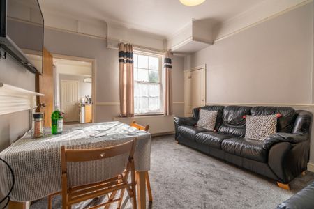 25 George Street - Photo 2