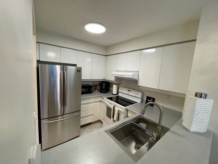 For Lease - 942 Yonge Street Unit# 209, Toronto, Ontario - Photo 5