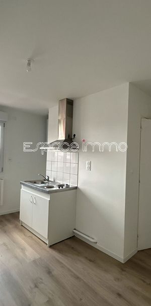 Location Appartement 1 pièce 17m² LE GRAND QUEVILLY 76120 - Photo 1