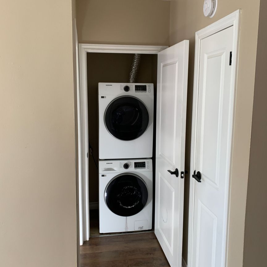 For Lease - 210 Dovedale Drive Unit# Upper, Whitby, Ontario - Photo 1
