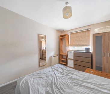 1 bedroom flat to rent - Photo 6