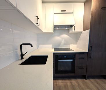 For Lease - 1 Quarrington Lane Unit# 2012, Toronto, Ontario - Photo 2