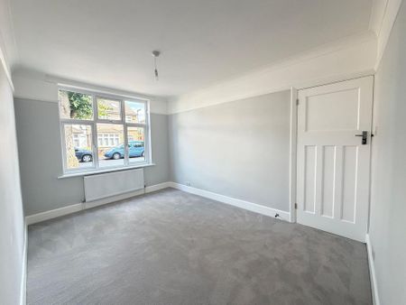 2 bedroom maisonette to rent - Photo 3
