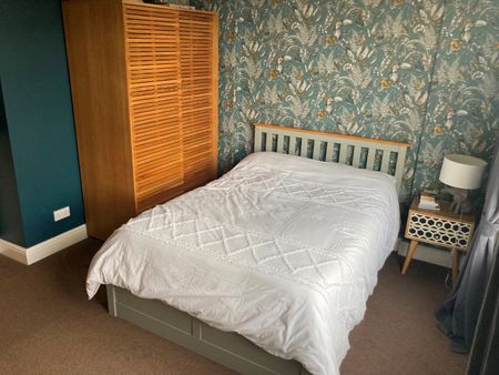 1 Bed Flat, Broxholm Road, SE27 - Photo 4