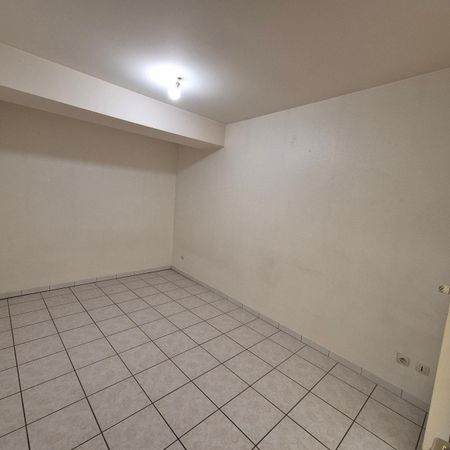 Location Appartement 2 pièces 52m² MACON 71000 - Photo 4