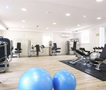 A stylish apartment forming part of the popular Ryewood development. - Photo 1
