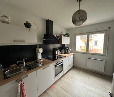 Location Appartement 3 pièces 75m² - Photo 2