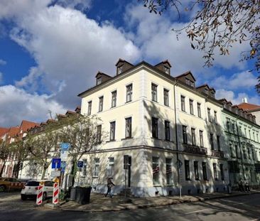 Grosszügige 3-Raum-Wohnung mit EBK ! - Ideal für die WG ! - Photo 1