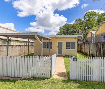 Room for the Whole Family - Four-Bedroom Comfort in West End! - Photo 4