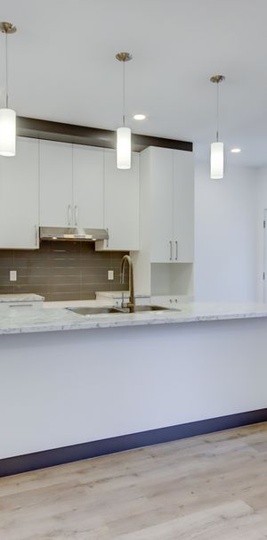 Très Grand 4 ½ à Louer – Juillet - Photo 1