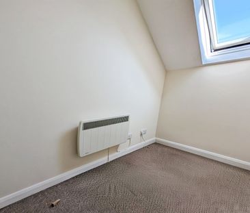 Millbrook Road East, SO15 - Photo 1