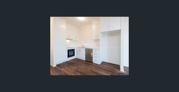 Modern Residence with Scenic Views - Photo 1