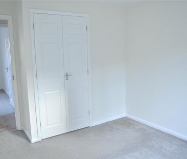 1 bedroom end of terrace house to rent - Photo 2