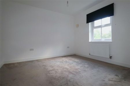 Christable Road, Ebbsfleet, Kent, DA10 1FF - Photo 4