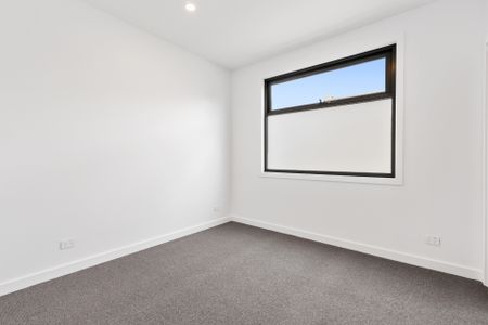 26A Cuthbert Street, Niddrie VIC 3042 - House For Rent | Domain - Photo 2