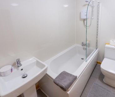 1 bedroom flat to rent - Photo 6