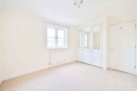 Huntingdon Gardens, Grove, W4 - Photo 2