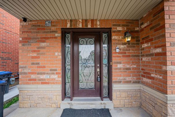 For Lease - 100 Bushmill Circle, Brampton, Ontario - Photo 1