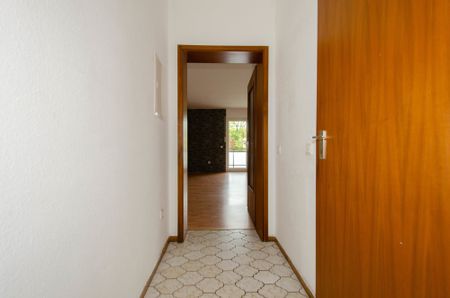 Single-Wohnung mit großem Balkon zum Entspannen und heller Einbauküche in Hattingen-Mitte - Photo 3