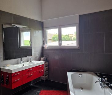 6-ROOM HOUSE IN LE MOURET (FR), FURNISHED, TERM AGREEMENT - Photo 6