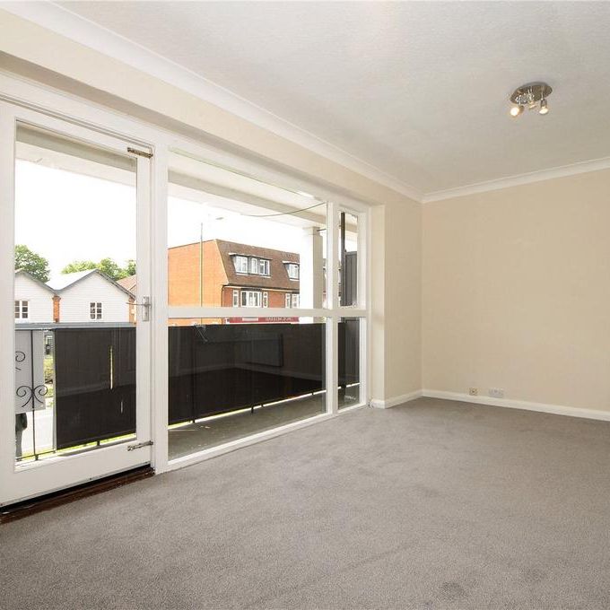 3 bedroom apartment to rent - Photo 1