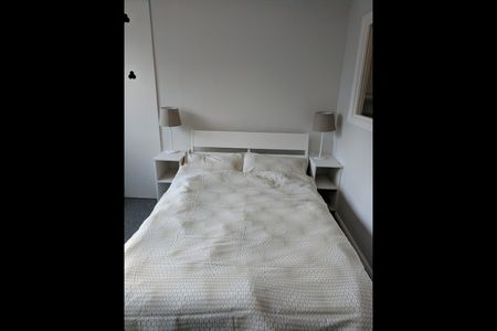 Bedsit, Teignmouth Road, NW2 - Photo 4