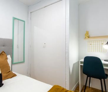 Calle del Pez Austral, Madrid, Community of Madrid 28007 - Photo 2