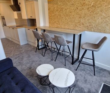 5 Bed Student Accommodation - Photo 3