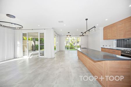 Stunning, spacious contemporary living - Photo 5