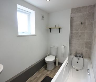 1 bed House Share - To Let - Photo 6