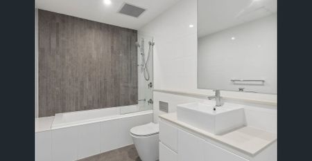 Stylish 3-Bedroom Townhouse in Prime Urban Location with Double Garage - Photo 3