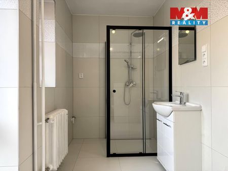 Pronájem bytu 2+1 56 m², Hornické domy 168, Ústí nad Labem - Photo 4