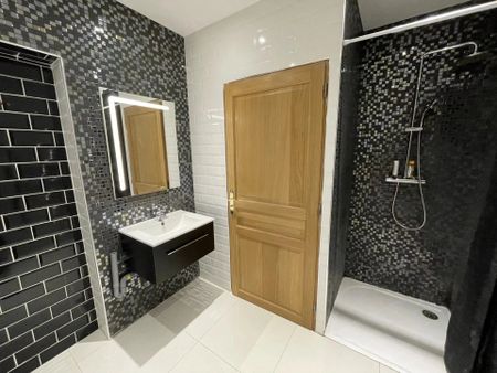 Location Maison 3 pièces 59 m2 à Saint-Quentin - Photo 4