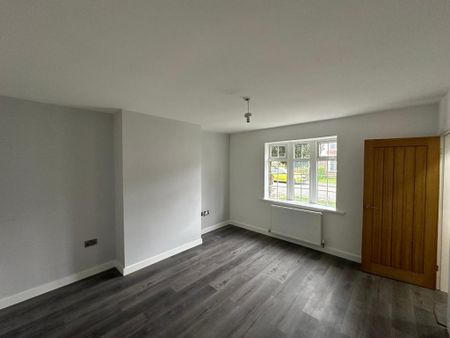 4 bedroom detached house to rent - Photo 5