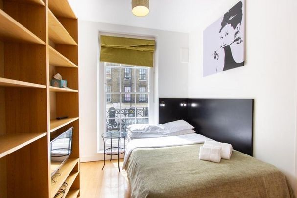 Studio to rent - Photo 1