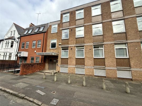 South Street, Reading, Berkshire, RG1 - Photo 1