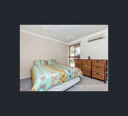 3/6 Wooramel Way, Nollamara, WA 6061 - Photo 1
