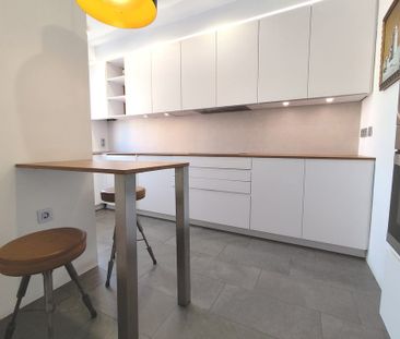 Sevilla, Andalusia 41018 - Photo 3