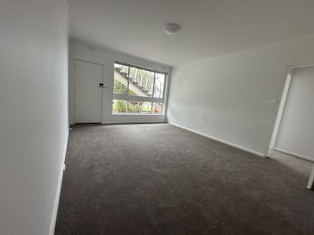 Wake up to sea views every morning! - Photo 5