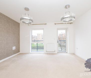 4 bedroom terraced house to rent - Photo 3