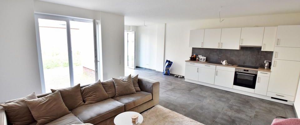 2-Zimmer Erdgeschosswohnung mit Einbauküche in Holdorf - Photo 1